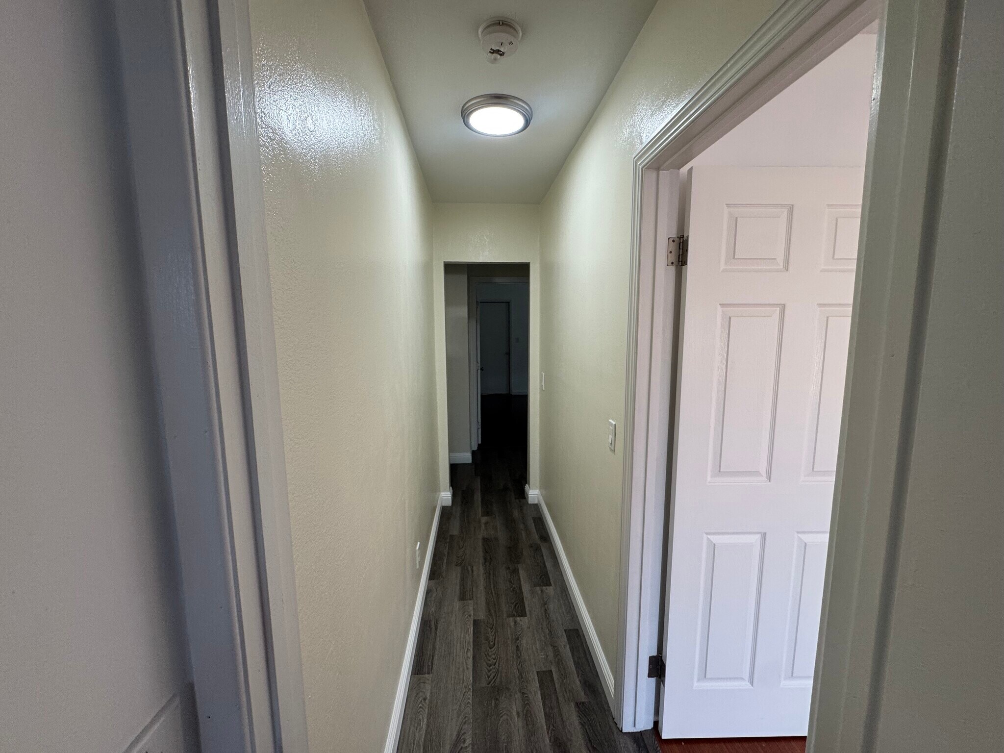 Building Photo - 9625 Adoree St