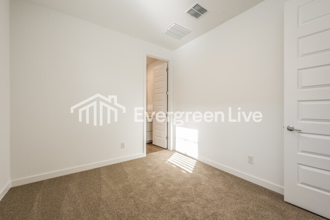 Building Photo - 9733 W Catalina Dr