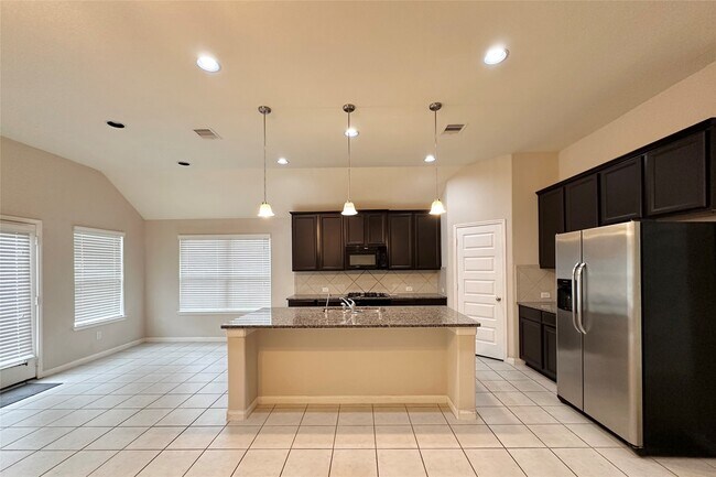 Building Photo - 26950 Churchill Gate Ln