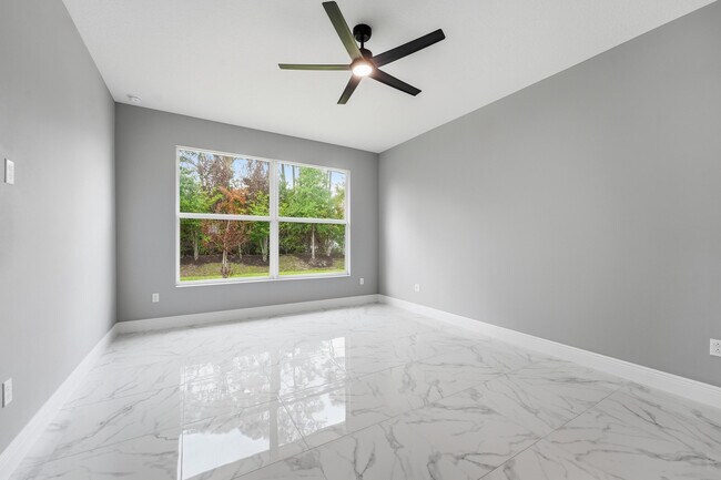 Building Photo - 6391 High Pointe Cir