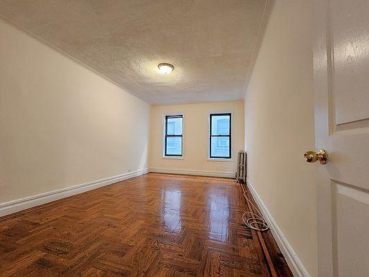 Building Photo - 2 bedroom in BRONX NY 10467