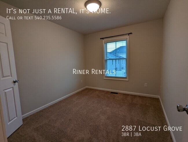 Building Photo - 2887 Locust Grv Ct