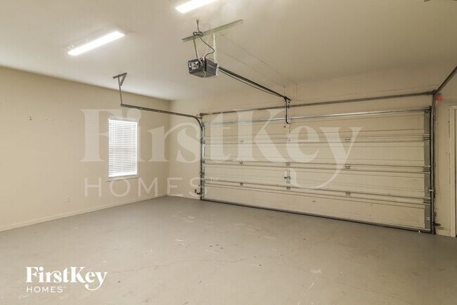 Building Photo - 14 N Beckman Ct