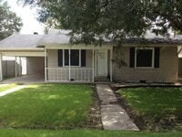 Building Photo - 207 Clara St