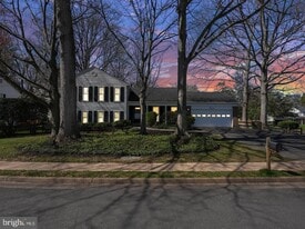 Building Photo - 5112 Bradfield Dr