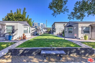 Building Photo - 1855 Euclid St