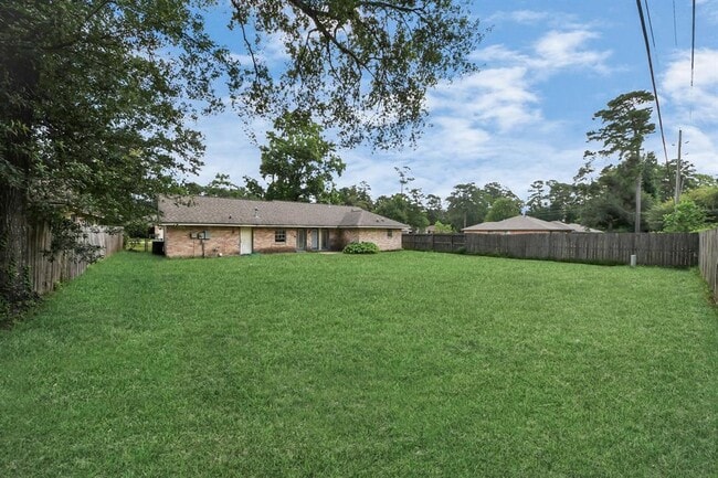 Building Photo - 3219 Gary Ln
