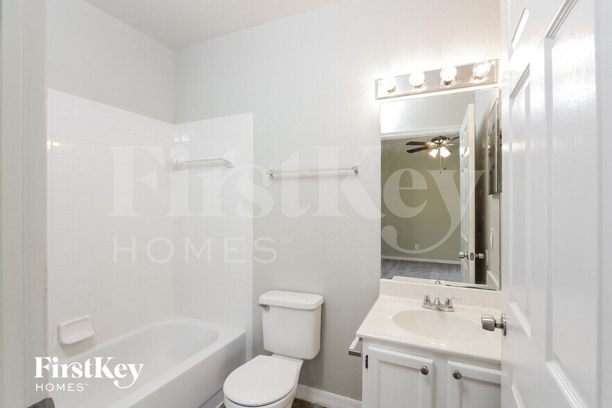 Building Photo - 5180 Prime Terrace