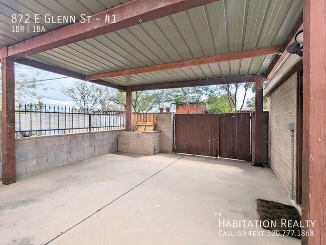 Building Photo - 872 E Glenn St