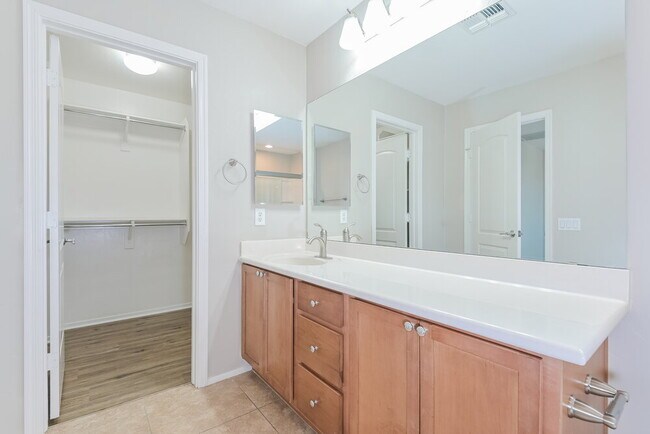 Building Photo - 14364 S Camino El Galan