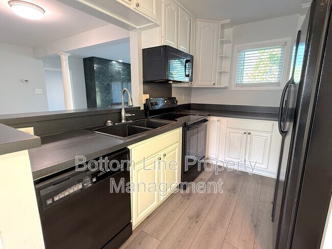 Building Photo - 9031 J M Keynes Dr