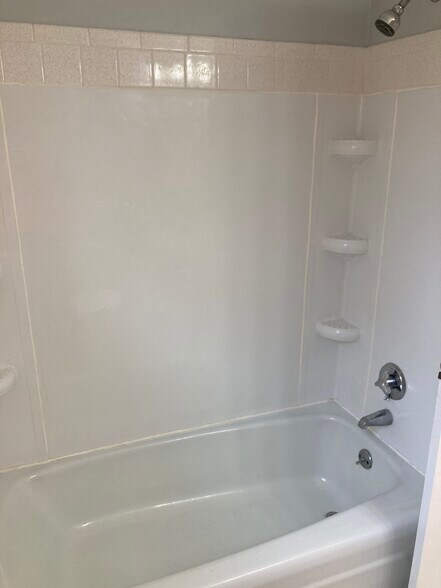 Building Photo - 681 State Rd