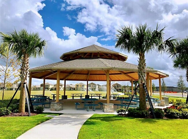 Building Photo - 16719 Harper Cove Dr