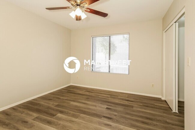 Building Photo - 3 Bedroom Pet-Friendly Home in Peoria, AZ with Main Street Renewal