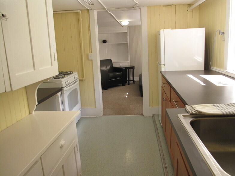 Building Photo - 311 Dryden Rd