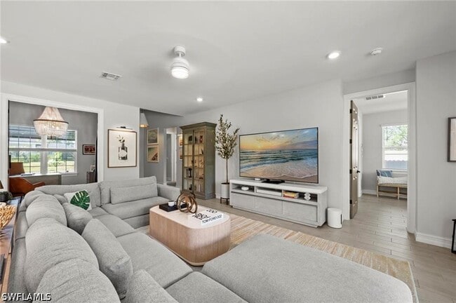 Building Photo - 10581 Woodchuck Ln