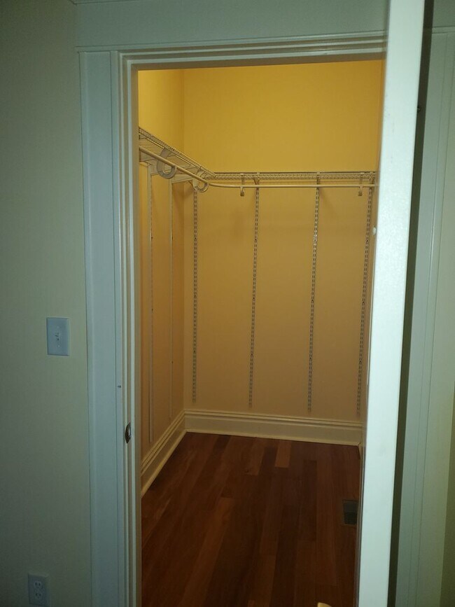 Building Photo - 4338LC Arco Ave. (Mahogany)