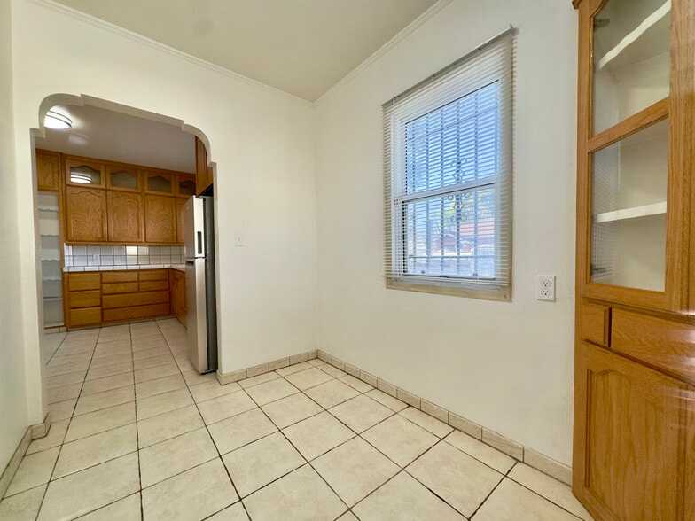 Building Photo - 2307 107th Ave