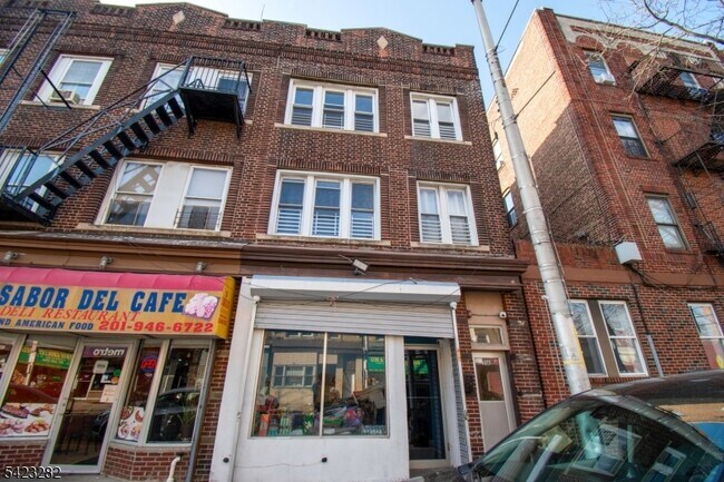 Building Photo - 31 M.L.K. Drive