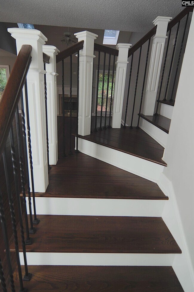 Building Photo - 156 Hunters Trail