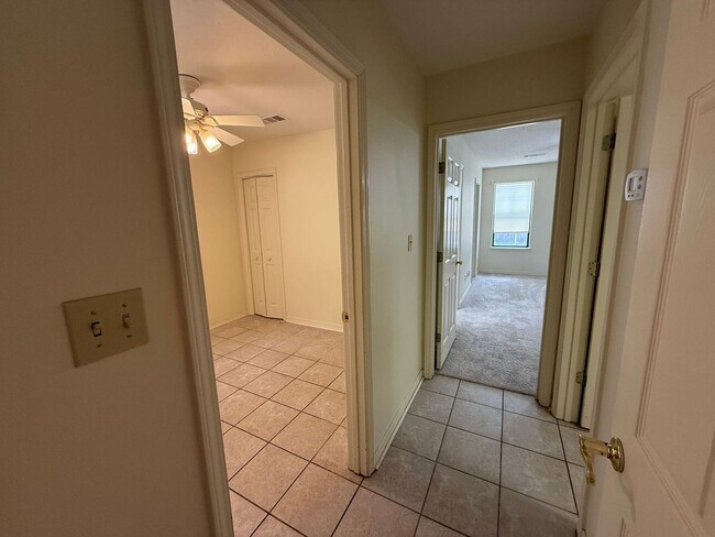 Building Photo - Pensacola - East Hill - 4 bedrooms, 3 bathroom - Mother in Law suite