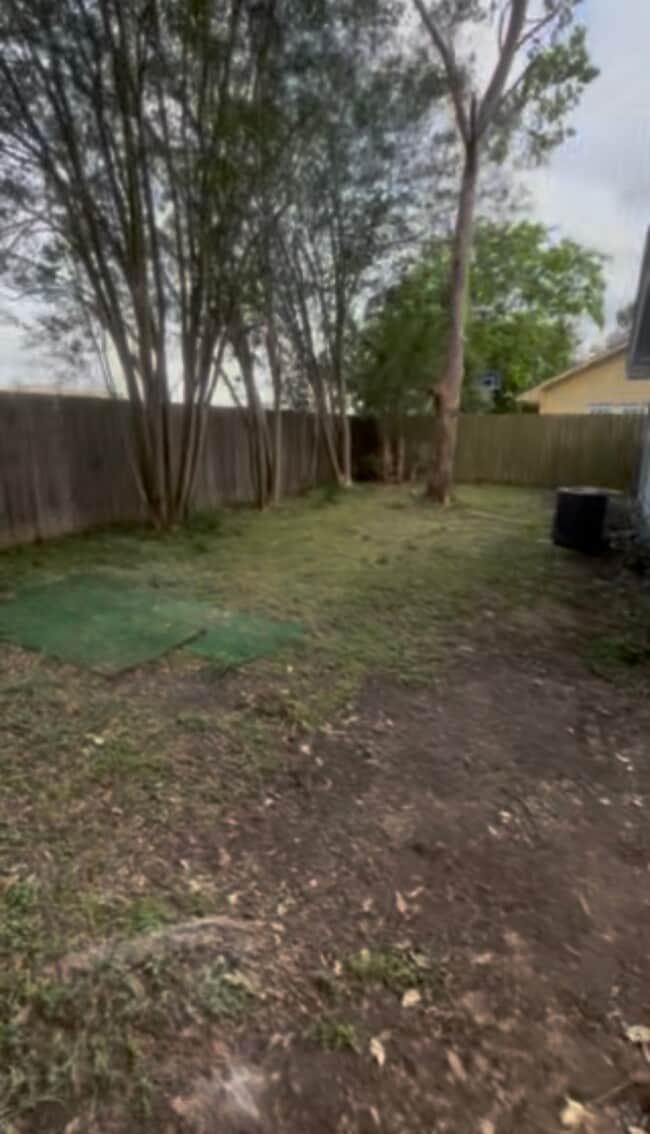 Building Photo - 1710 Blindlake Dr