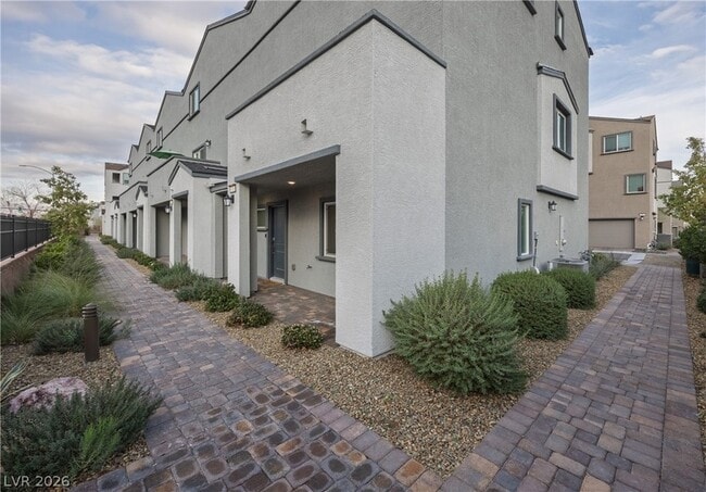 Building Photo - 3541 Grigio St