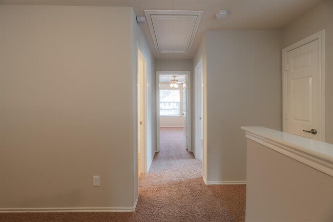 Building Photo - 18 Whitekirk Pl