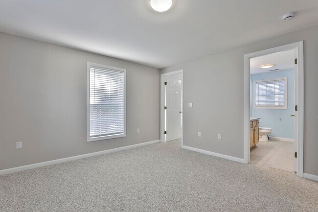 Building Photo - 98 Barbara Ln