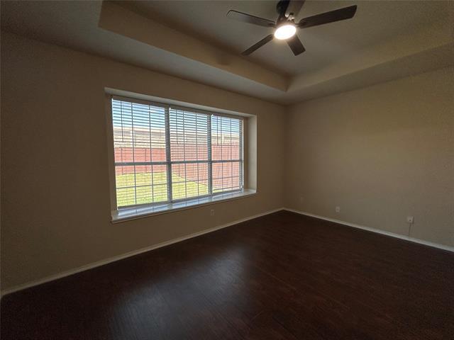 Building Photo - 4853 Gloucester Dr