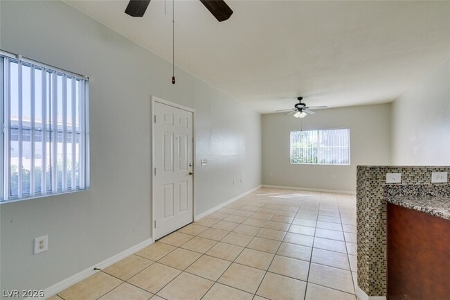 Building Photo - 10245 S Maryland Pkwy