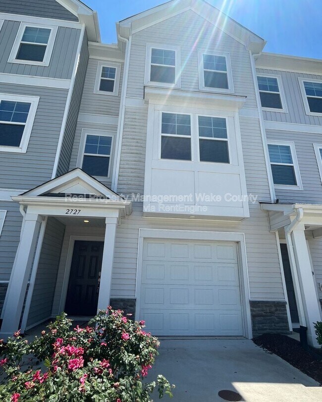 Building Photo - 2727 Chert Ln