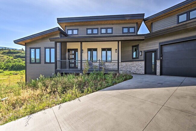 Building Photo - 30610 Boot Ct