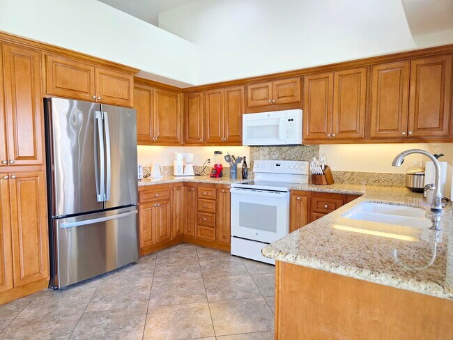 Building Photo - 29899 E Trancas Dr