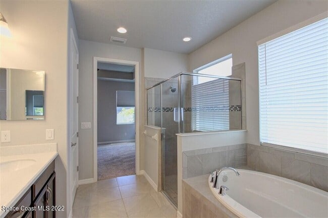 Building Photo - 7753 Poulicny Ln