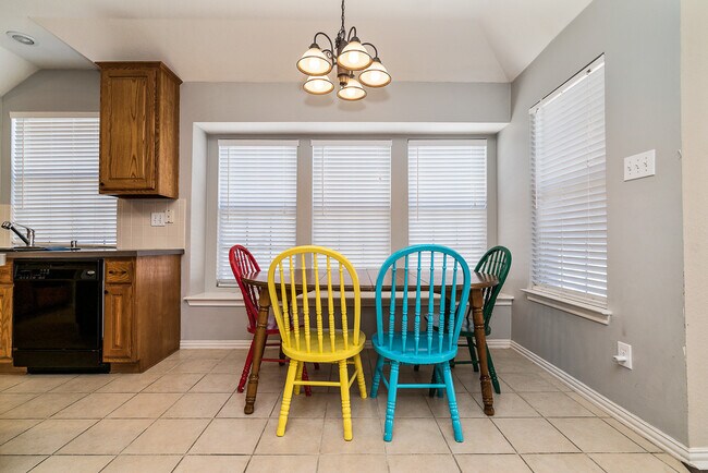 Building Photo - 5452 Lake Powell Dr