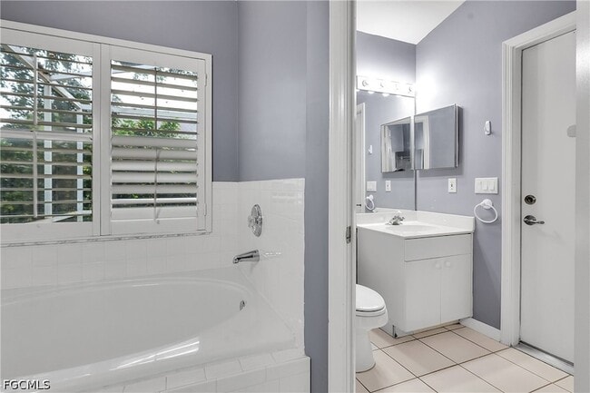 Building Photo - 22203 Seashore Cir