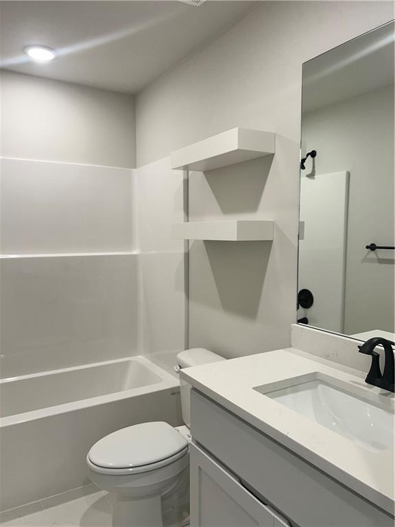 Building Photo - 1811 Lapis Ave