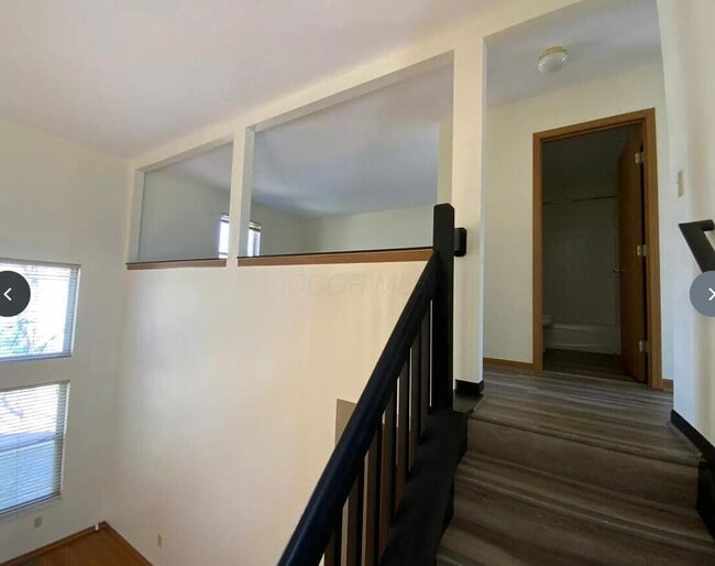 Building Photo - 5476 Mirage Dr