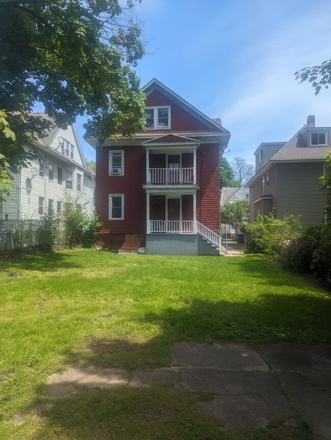 Building Photo - 116 Sheffield Ave