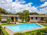 Building Photo - Blue Vine