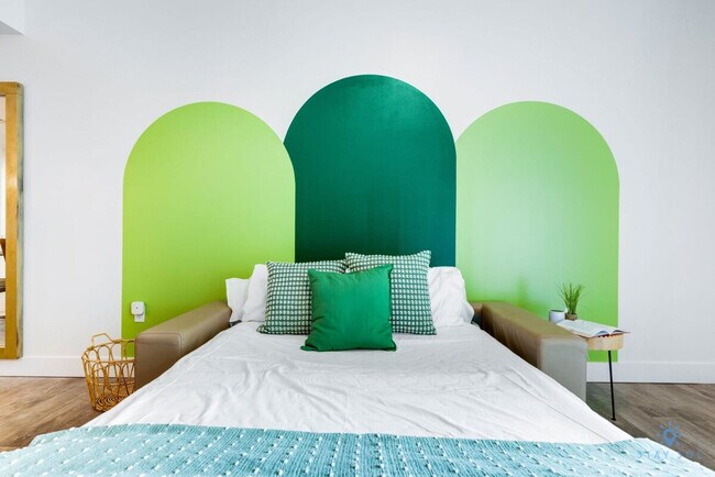 Building Photo - 777 N Ocean Dr