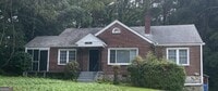 Building Photo - 1589 Pinehurst Dr SW