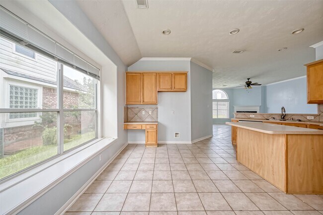 Building Photo - 6427 Stone Landing Ln