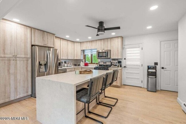 Building Photo - 188 Belmar Ave