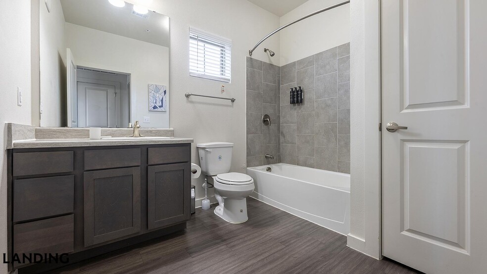 Building Photo - 2115 Windsor Blvd