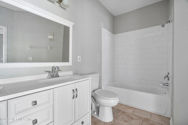 Building Photo - 10000 Gate Pkwy