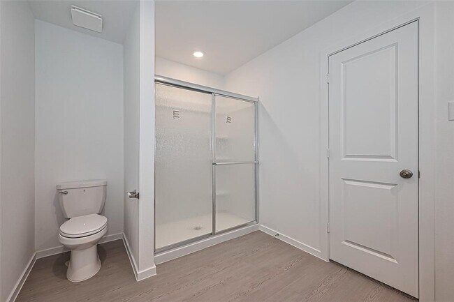 Building Photo - 27615 Village Way Dr.