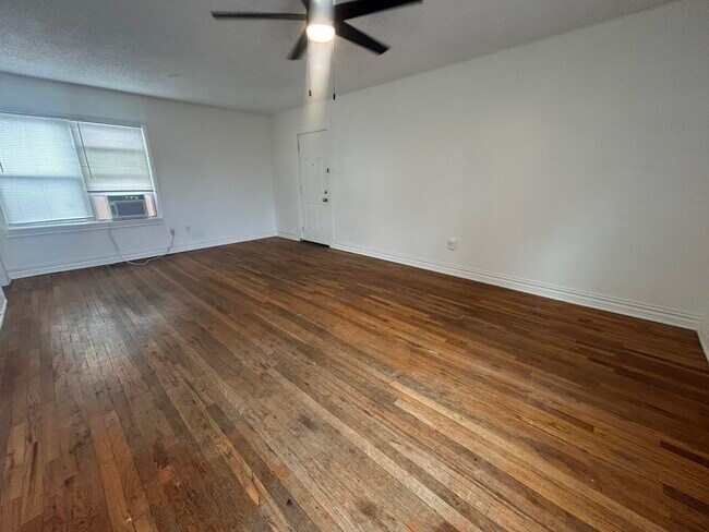 Building Photo - 2405 16th St