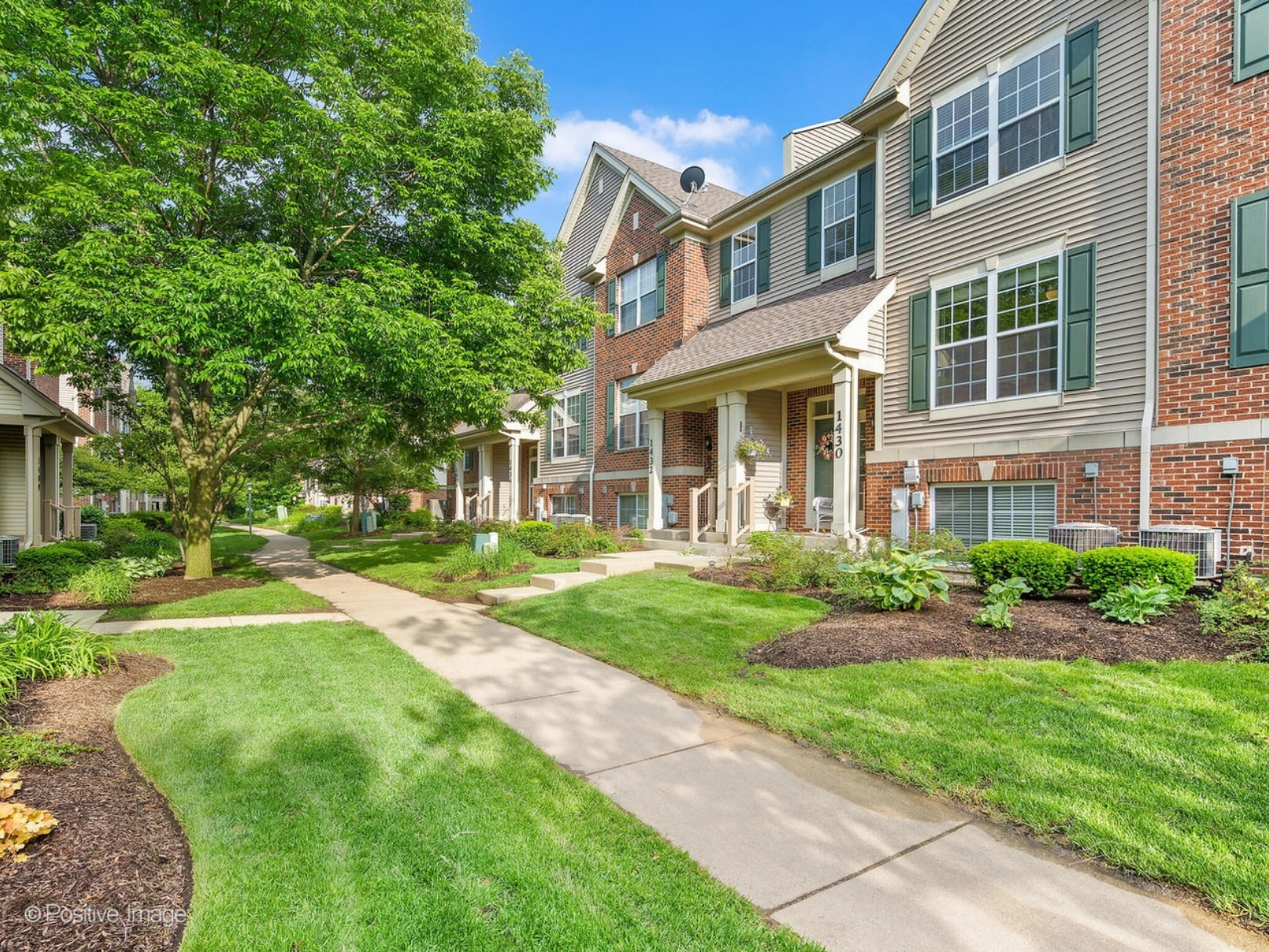 Building Photo - 1405 S Fairfield Ave